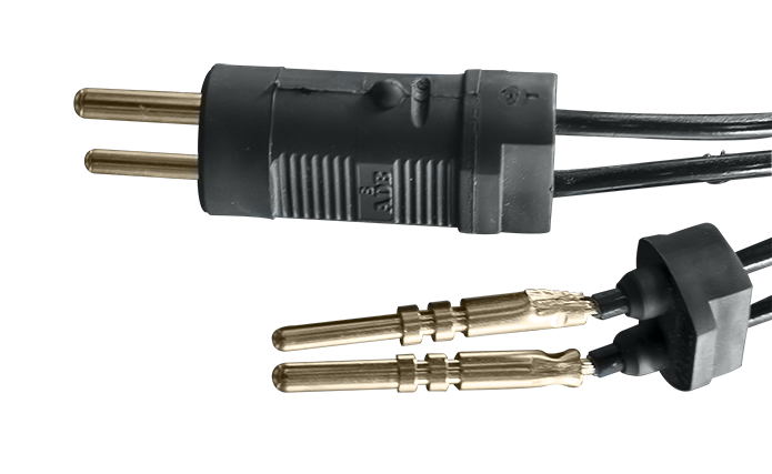 Pièce en injection plastique noire fabriquée par Serviplast Industrie